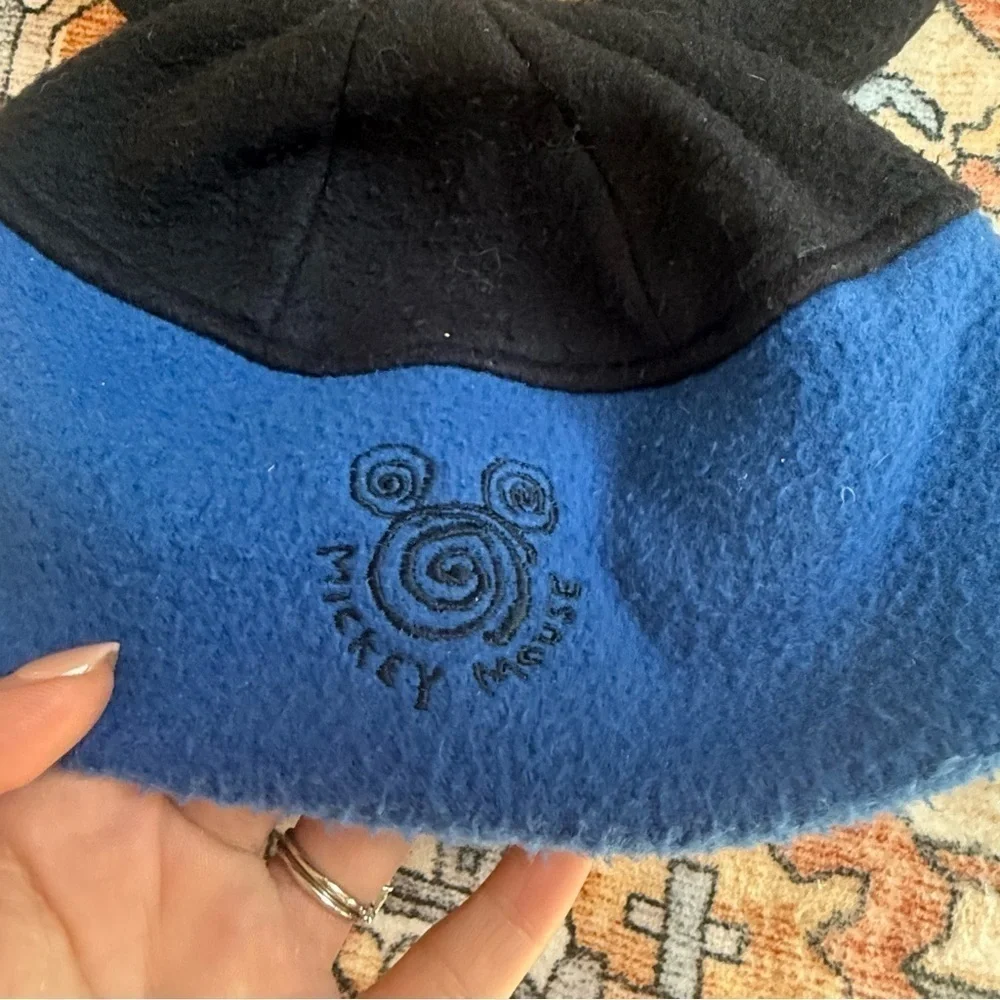 Vintage Disney Mickey Mouse fleece winter hat